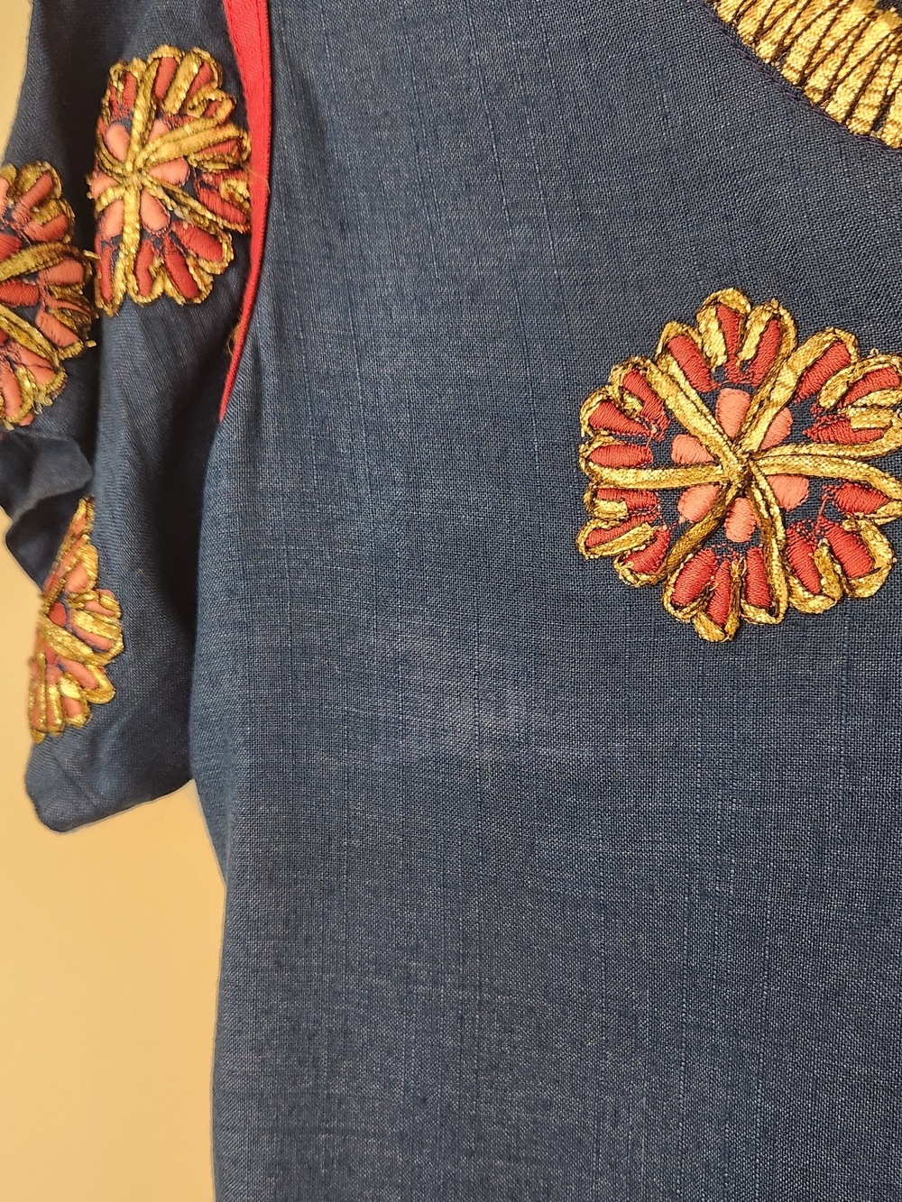 Women Indian Salwar Kameez Set - Navy Blue & Pink Embroidered - Picture 5 of 16